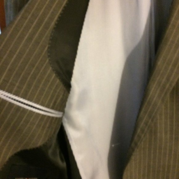 Tommy Hilfiger 40R 2-Button Single Breasted 2-Piece Gray Pinstripe Suit--Pants 3 - Picture 5 of 8